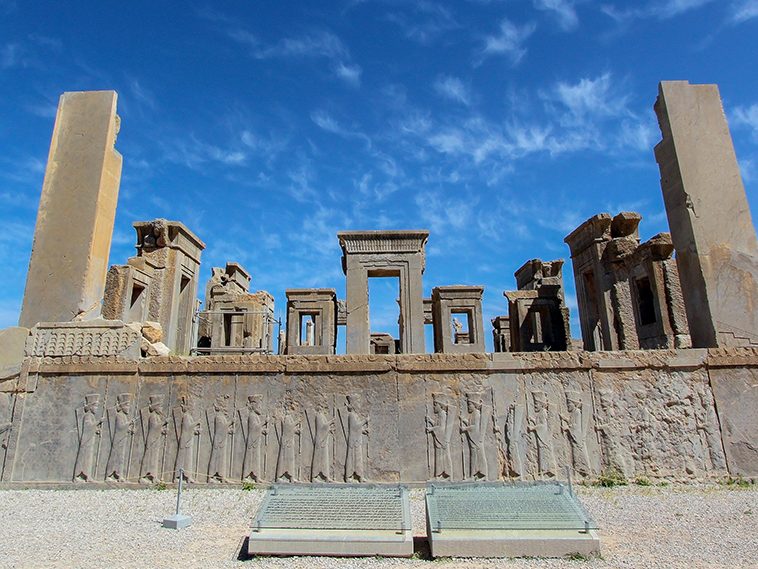 A short history of Marble – the road from quarries to shipment